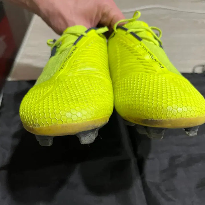 [BUNJANG] Nike Phantom Venom Elite FG Soccer Cleats / 나이키 팬텀 베놈 엘리트 FG [250] 축구화