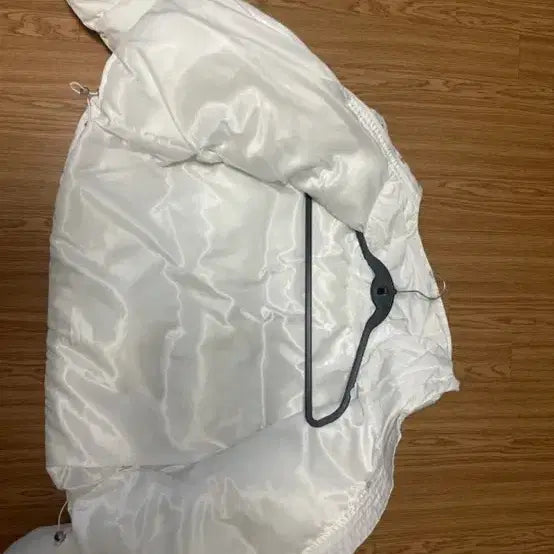 [SOLD OUT] 흰색패딩