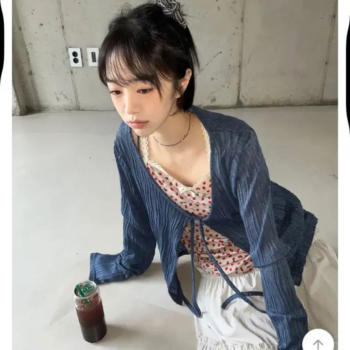 [BUNJANG] Kimahome Crease String Cardigan - Black / 에이블리 김아홈 크리즈 끈 가디건 블랙 색상 팝니다
