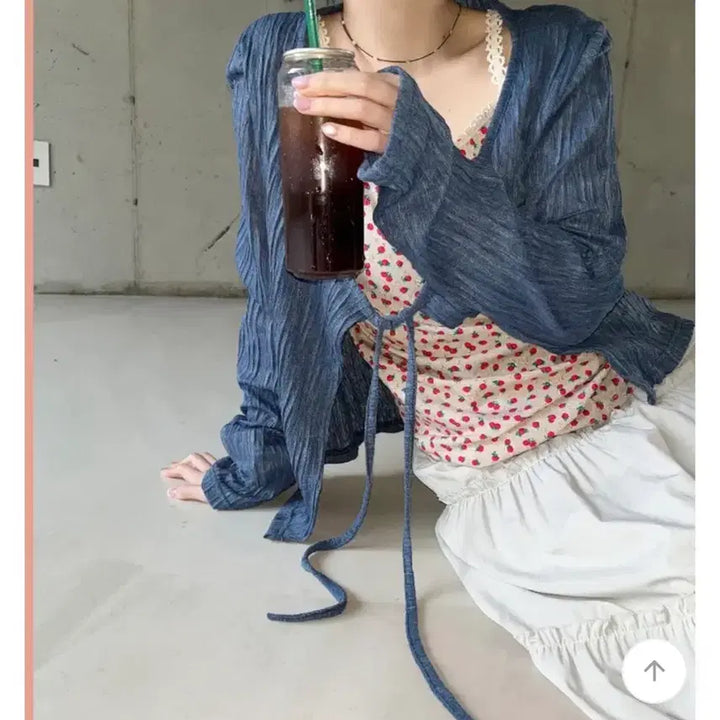 [BUNJANG] Kimahome Crease String Cardigan - Black / 에이블리 김아홈 크리즈 끈 가디건 블랙 색상 팝니다