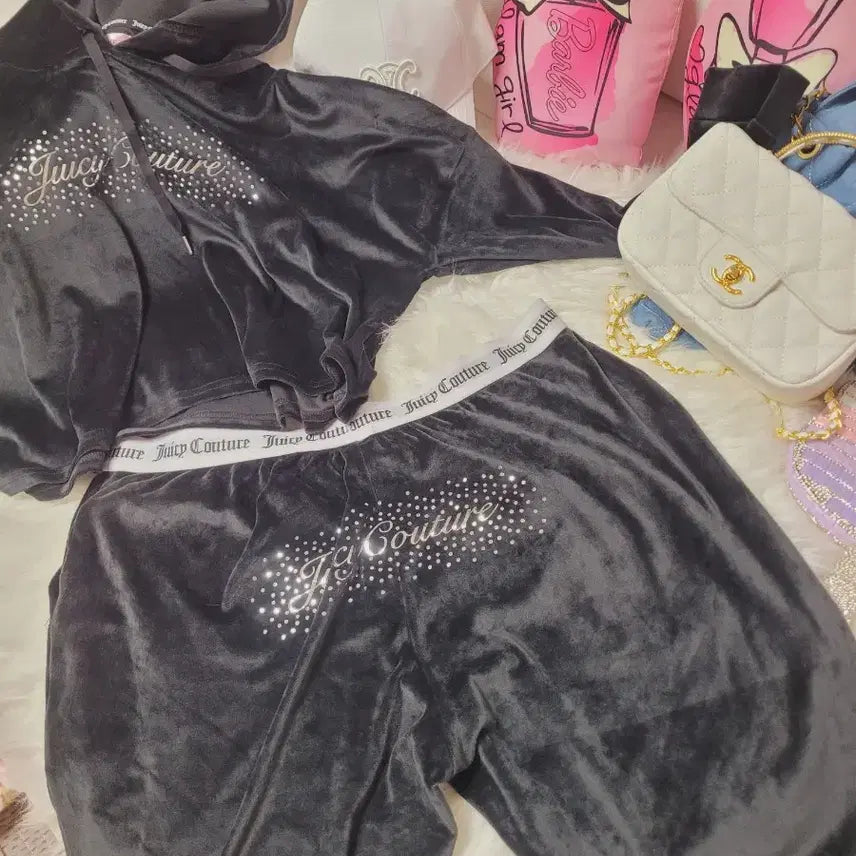 [BUNJANG] Juicy Couture Velvet Tracksuit Set - Black / 쥬시꾸뛰르 벨벳 트레이닝복 세트 블랙