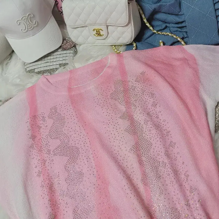 [BUNJANG] Pink Stone Embellished Knit T-shirt / 핑크 스톤 장식 니트 티셔츠