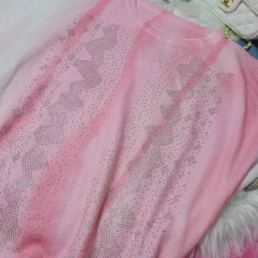 [BUNJANG] Pink Stone Embellished Knit T-shirt / 핑크 스톤 장식 니트 티셔츠