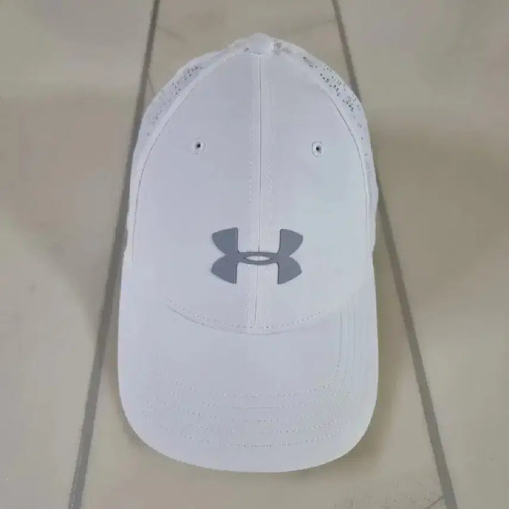 [SOLD OUT] (56~57)언더아머 골프 모자 볼캡