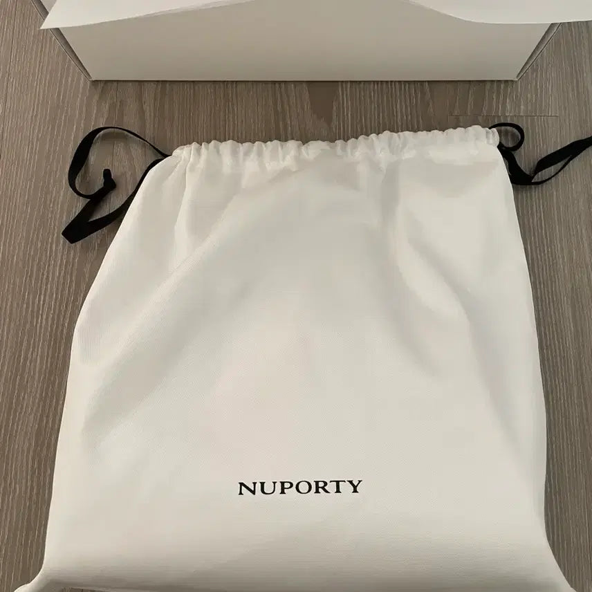 [BUNJANG] NUPORTY Hilma Bag Cream / NUPORTY 누포티 Hilma Bag 크림