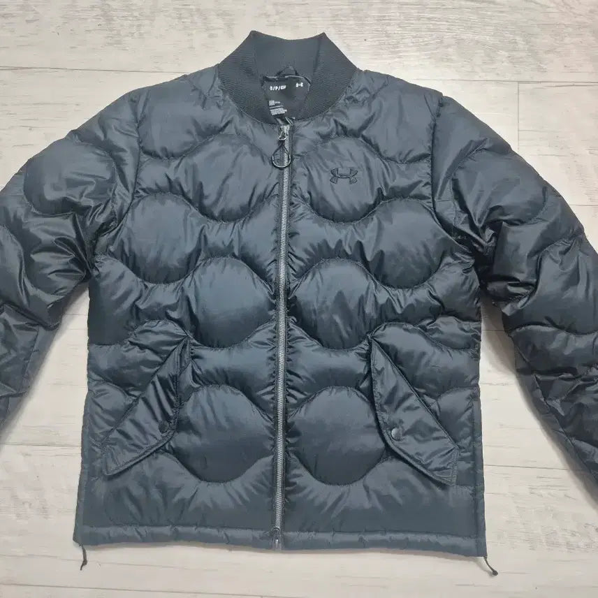 [BUNJANG] Under Armour Lightweight Down Padded Jacket (S) / 언더아머 경량 다운 패딩 s 사이즈