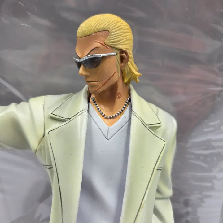 [BUNJANG] Crows Azuma Ryo Ganking Limited Edition Figure / 크로우즈 피규어 크로우즈X워스트 QP GANKING 한정판 아즈마 료