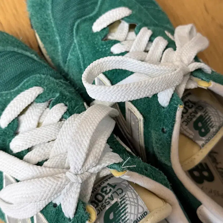 [BUNJANG] New Balance x Aime Leon Dore 1300 Botanical Green Sneakers / 뉴발란스 x 에메 레온 도르 1300 보타니컬 그린