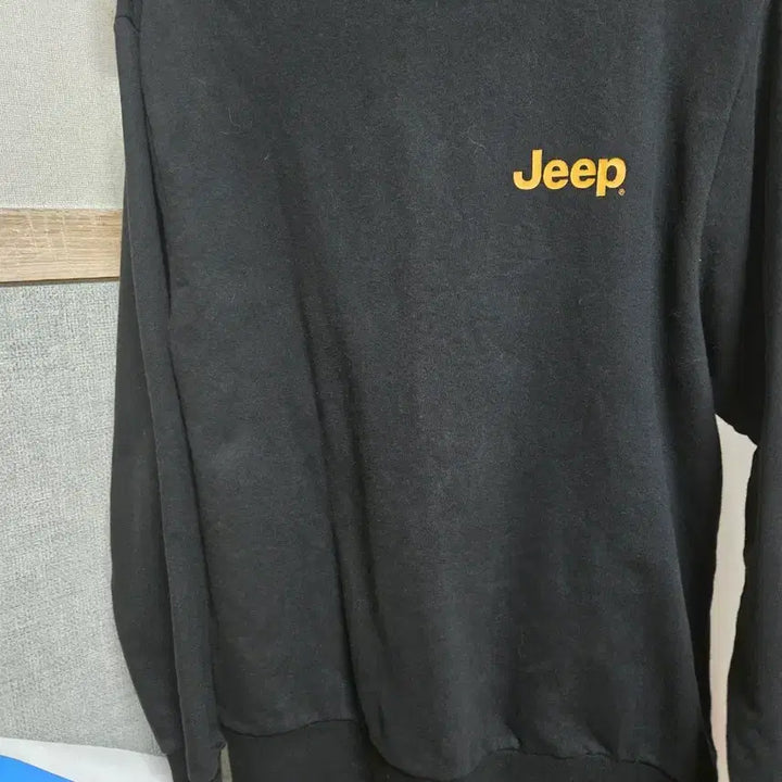 [BUNJANG] Jeep Black Sweatshirt T-Shirt / Jeep 지프 검정색 맨투맨 티셔츠