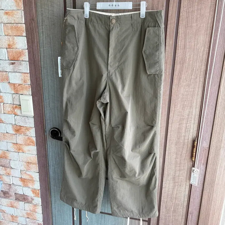 [BUNJANG] True Religion Grenade Pants Khaki (Size L) / 새상품(L)트루릴리젼 밀 그레네이드 팬츠 카키