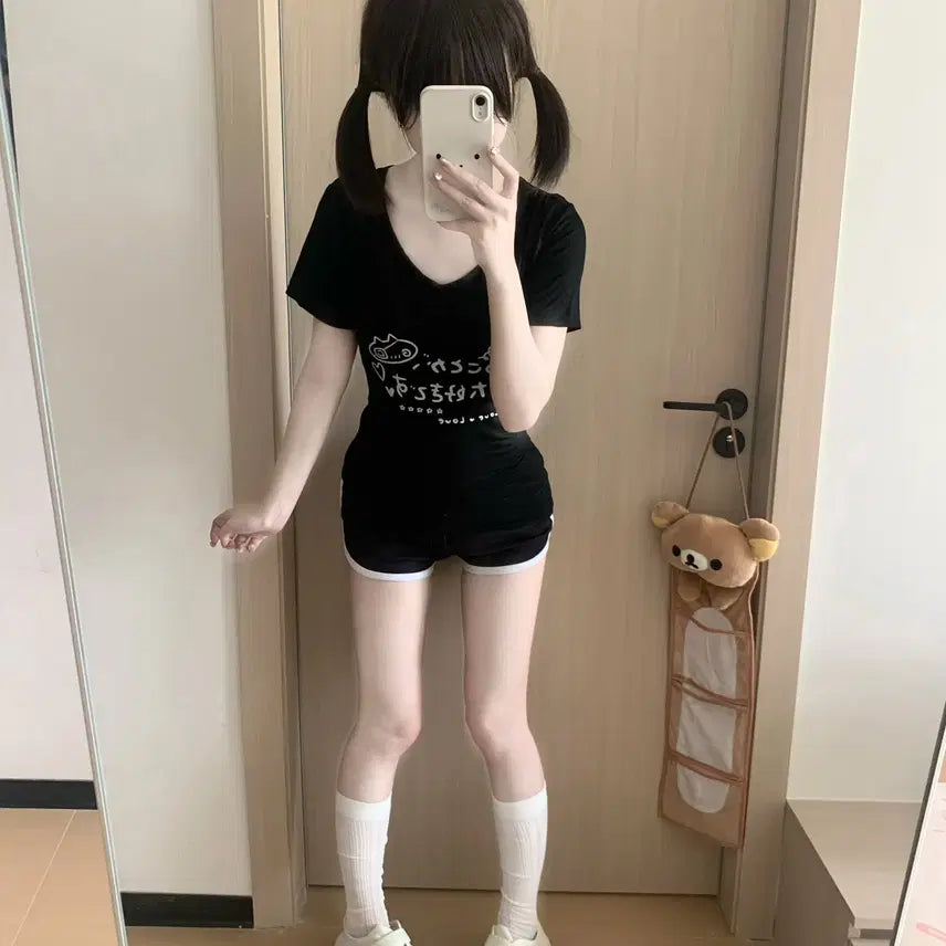 [BUNJANG] Gothic Lolita V-Neck Short Sleeve T-shirt / 고스로리 일녀 브이넥 반팔 티셔츠