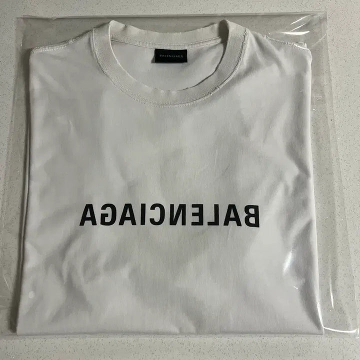 [BUNJANG] Balenciaga Mirror Logo Washed T-shirt / [극미중고,국내매장판] 발렌시아가 미러로고 워싱 반팔 화이트