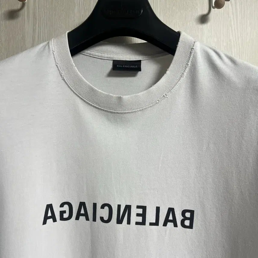 [BUNJANG] Balenciaga Mirror Logo Washed T-shirt / [극미중고,국내매장판] 발렌시아가 미러로고 워싱 반팔 화이트