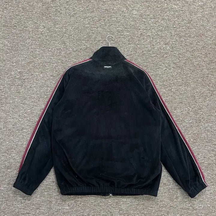 [BUNJANG] Mischief Velboa Track Top Black / 미스치프 벨보아 트랙탑 블랙