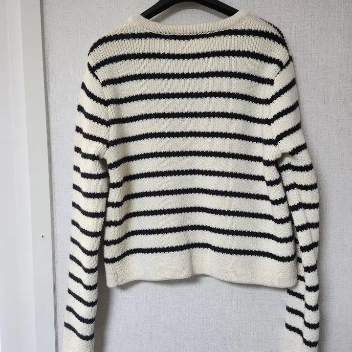 [BUNJANG] 8 Seconds Striped Gold Button Cardigan / 8세컨즈 스트라이프 금장 버튼 가디건