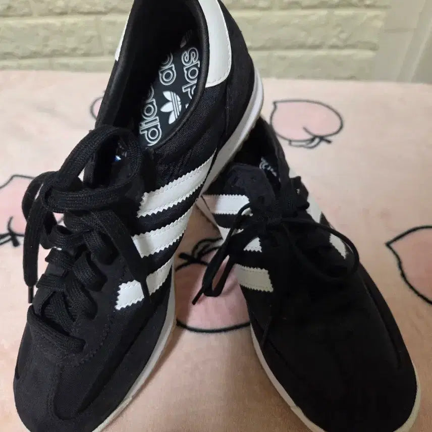 [BUNJANG] Adidas Samba Black Sneakers / 아디다스 삼바 블랙 스니커즈  260