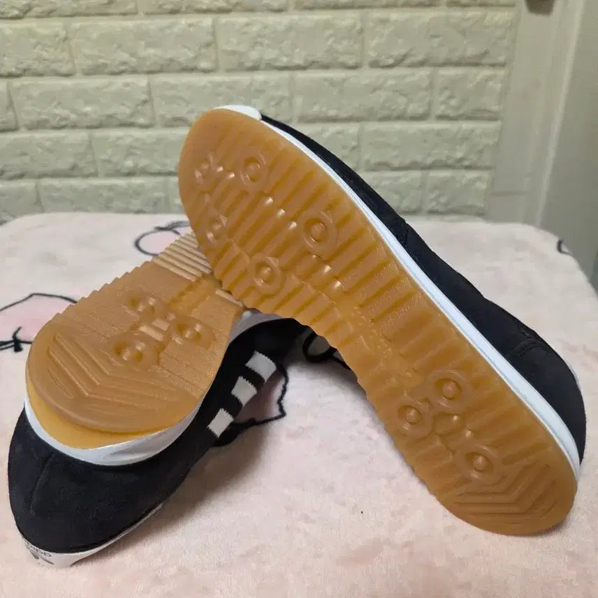 [BUNJANG] Adidas Samba Black Sneakers / 아디다스 삼바 블랙 스니커즈  260