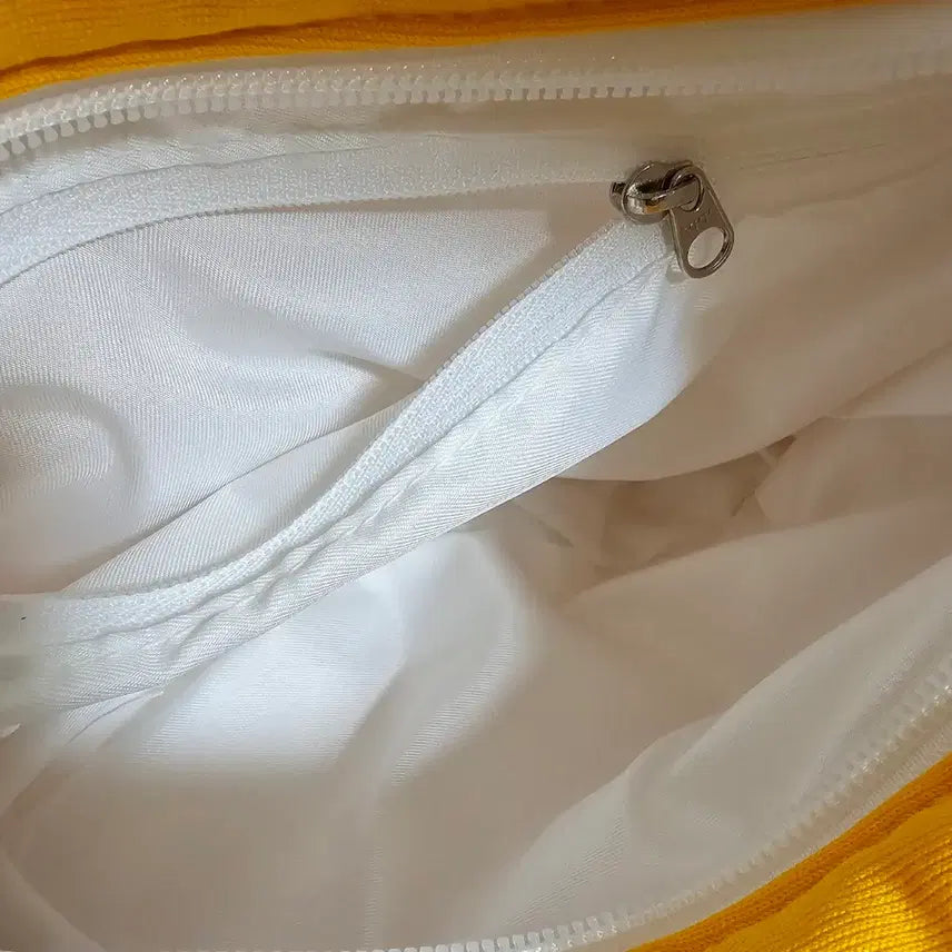 [BUNJANG] Adidas Remake Three Stripes Hobo Bag (Yellow) / [희귀/커스텀] 아디다스 져지 리메이크 삼선 호보백 (옐로우)