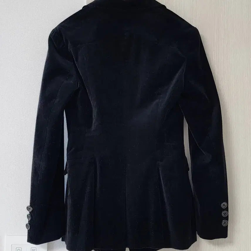 [BUNJANG] Visit in New York Black Velvet Jacket / 비지트인뉴욕 블랙 벨벳 자켓
