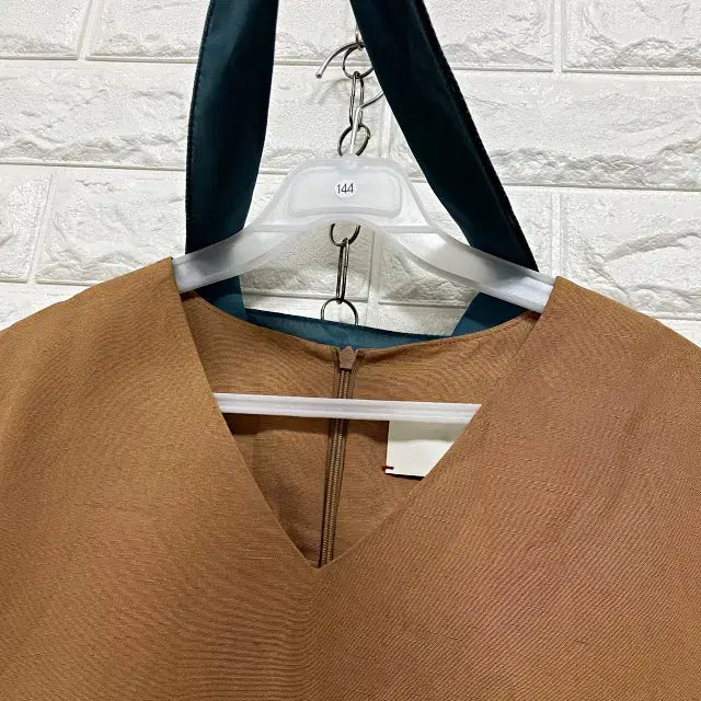 [BUNJANG] V-neck Short Sleeve Dress / ㅇ144 브이넥 반팔 원피스