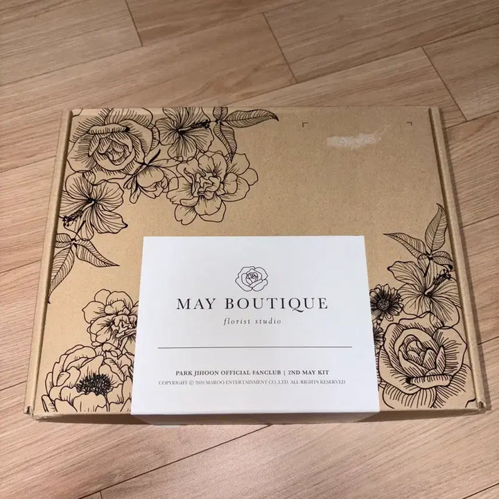 [BUNJANG] Park Jihoon May 2nd Kit May Boutique / 박지훈 메이2기 키트 메이부띠끄