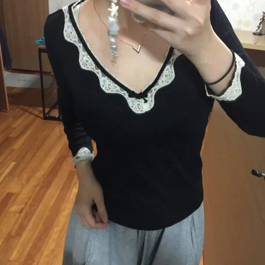 [BUNJANG] Generic Lace T-shirt / 일빈 레이스 티셔츠