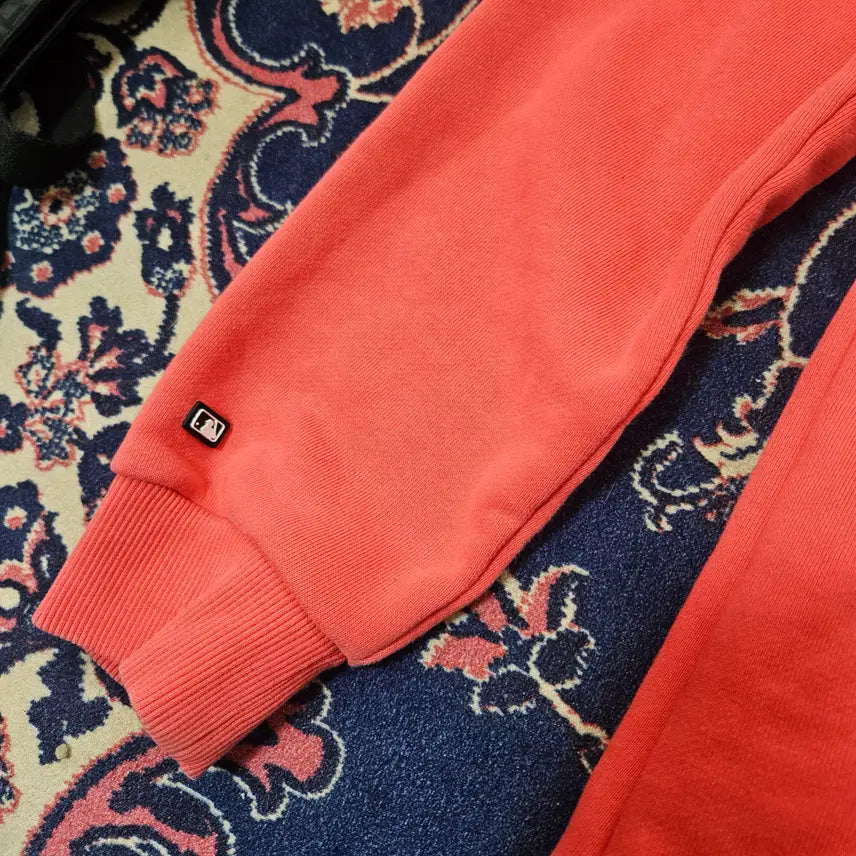 [BUNJANG] MLB Yankees Lucky Pig Embroidered Pink Hoodie (Size 85) / 엠엘비(MLB) 양키즈 뉴욕 럭키 피그 자수 핑크 후드 티셔츠 85사이즈
