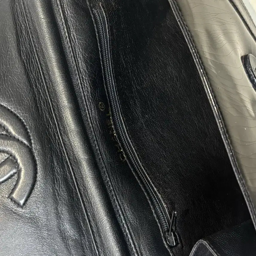 [SOLD OUT] 정품 샤넬 빈티지 쉐브론 블랙 체인백 3번대