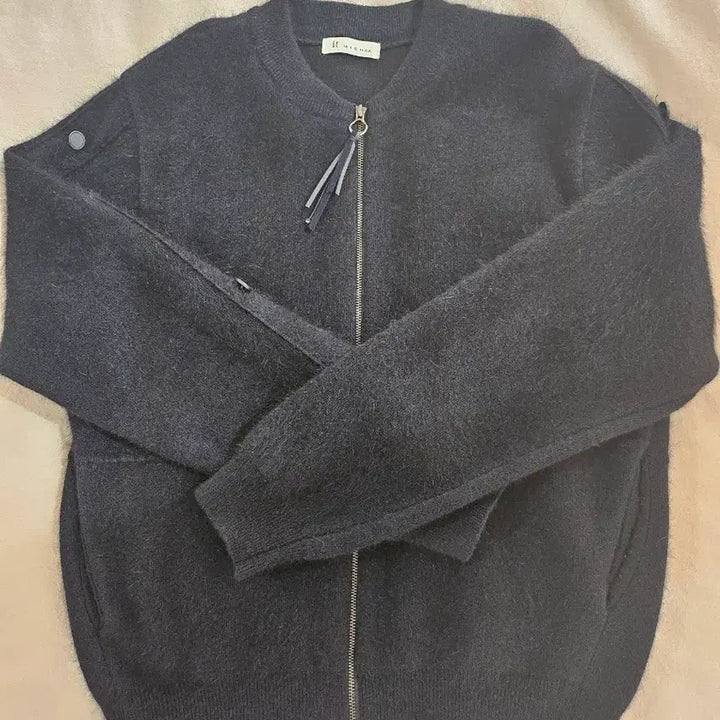 [BUNJANG] It MICHAA Black Angora Zip-up Cardigan / 잇미샤 블랙 앙고라 집업 가디건 55