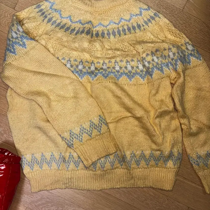 [BUNJANG] Jacquard Knit Sweater Yellow / 자카드 니트 스웨터 옐로우