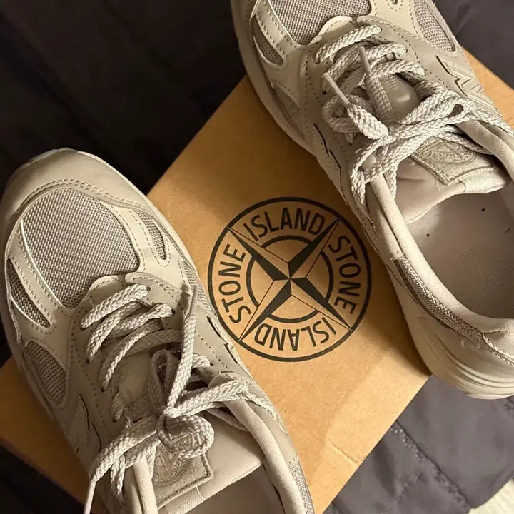 [SOLD OUT] 뉴발란스 x 스톤 아일랜드 991v2 UK 샌드