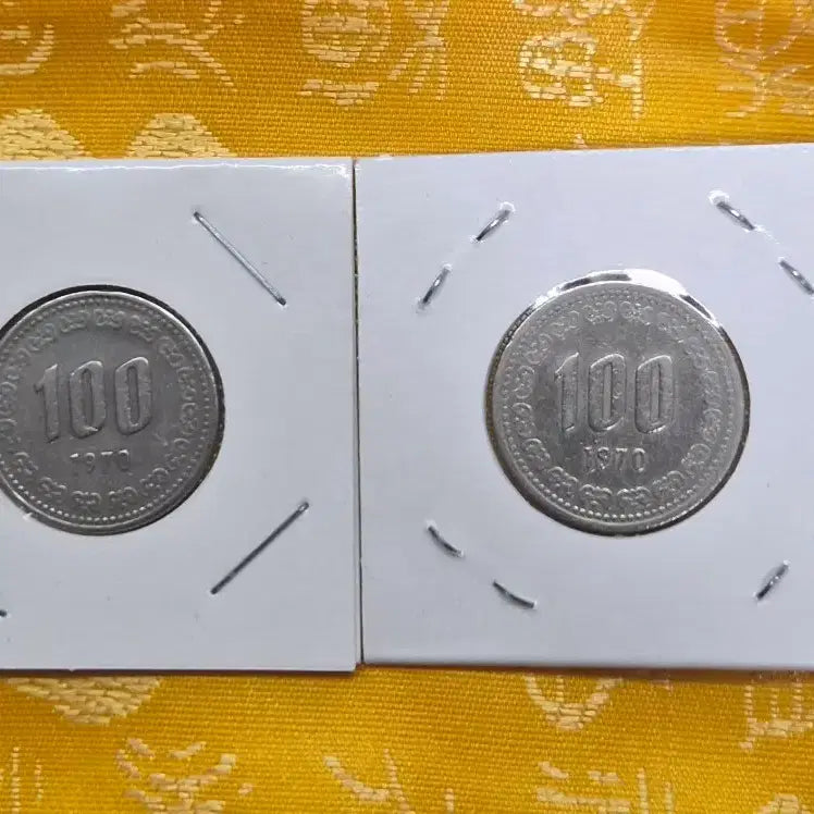 [BUNJANG] 1970 100 Won Coin Bundle Set (2 coins) / 1970년 100원 동전 2개 일괄