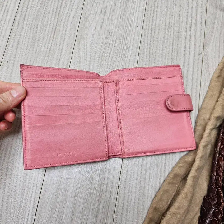 [BUNJANG] Bottega Veneta Wallet / 보테가베네타 반지갑 정품