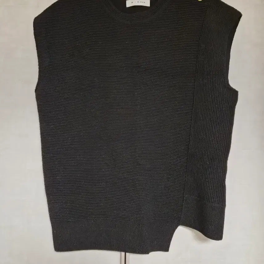 [BUNJANG] MICHAA 100% Wool Knit Vest / 미샤 모 니트 베스트