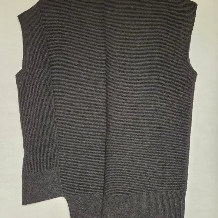 [BUNJANG] MICHAA 100% Wool Knit Vest / 미샤 모 니트 베스트