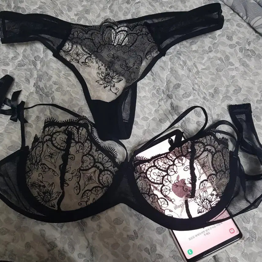 [BUNJANG] Black Lace Lingerie Set / 블랙 레이스 브라 + 티팬티 세트