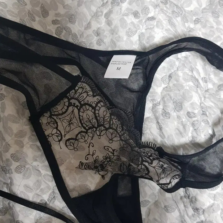 [BUNJANG] Black Lace Lingerie Set / 블랙 레이스 브라 + 티팬티 세트