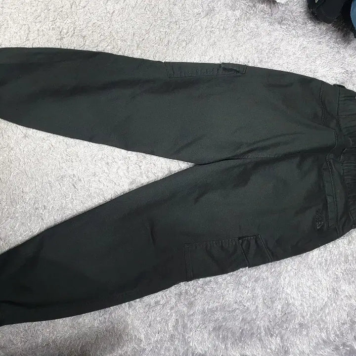 [BUNJANG] The North Face Villan Cargo Jogger Pants Black 80 / 노스페이스 카고 바지 빌란 조거 팬츠 블랙 80