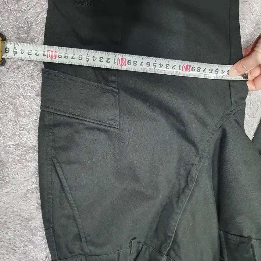 [BUNJANG] The North Face Villan Cargo Jogger Pants Black 80 / 노스페이스 카고 바지 빌란 조거 팬츠 블랙 80