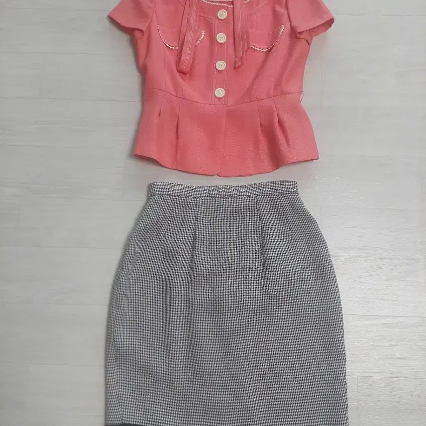 [BUNJANG] SATIN Coral Jacket and Skirt Set (Size 44-55) / 샤틴 SATIN 자켓+치마 44~55 사이즈