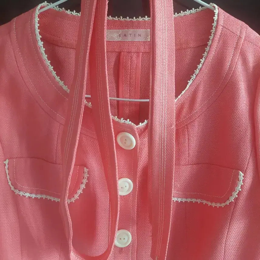 [BUNJANG] SATIN Coral Jacket and Skirt Set (Size 44-55) / 샤틴 SATIN 자켓+치마 44~55 사이즈