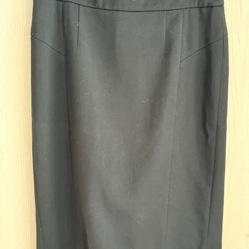 [SOLD OUT] 쉬즈미즈 블랙 H라인 스커트 55