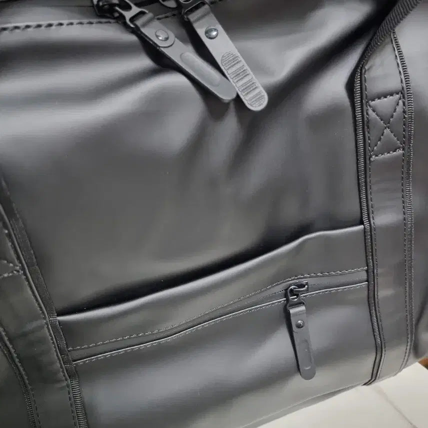 [BUNJANG] Black Leather Boston Bag / 202. 블랙 가죽 보스턴백 가방