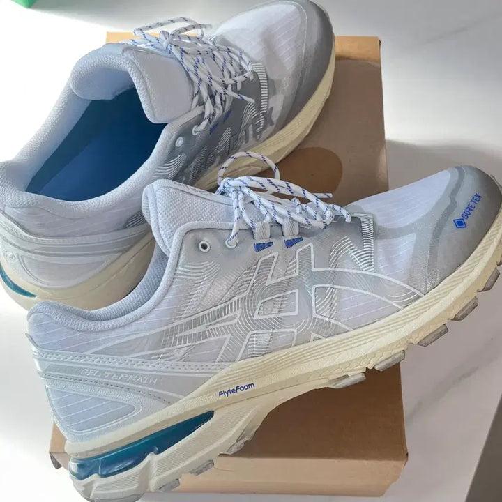 [BUNJANG] Asics Gel Terrain GTX White Pure Silver 270 Sneakers / 아식스 젤 터레인 GTX 화이트 퓨어 실버 270