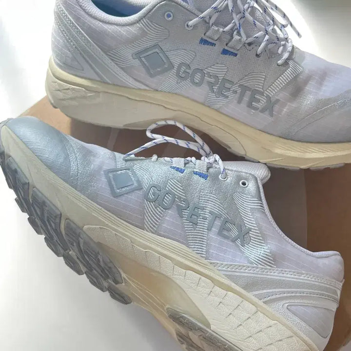 [BUNJANG] Asics Gel Terrain GTX White Pure Silver 270 Sneakers / 아식스 젤 터레인 GTX 화이트 퓨어 실버 270