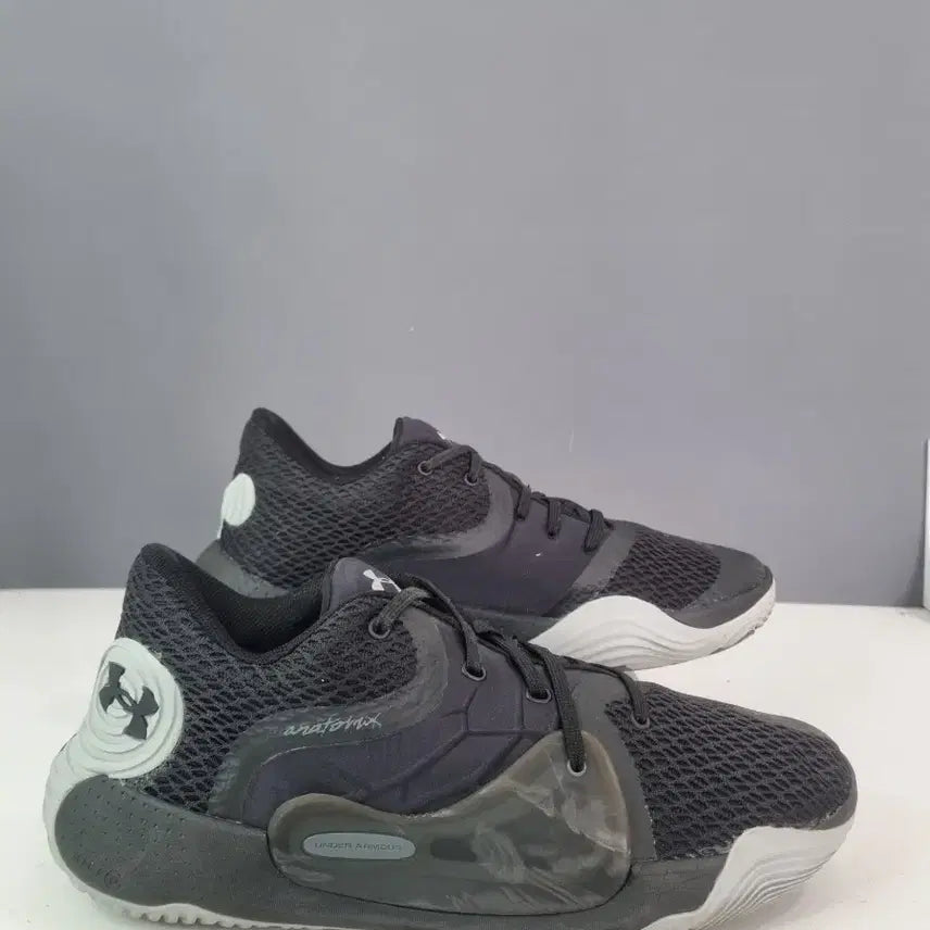 [BUNJANG] Hyojabin Vintage Under Armour Anatomix Spawn 2 Sneakers / 효자빈티지 275 언더아머 아나토믹스 스폰2