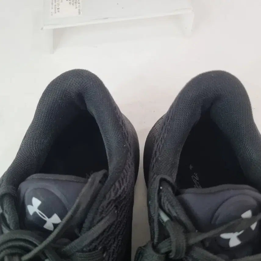 [BUNJANG] Hyojabin Vintage Under Armour Anatomix Spawn 2 Sneakers / 효자빈티지 275 언더아머 아나토믹스 스폰2
