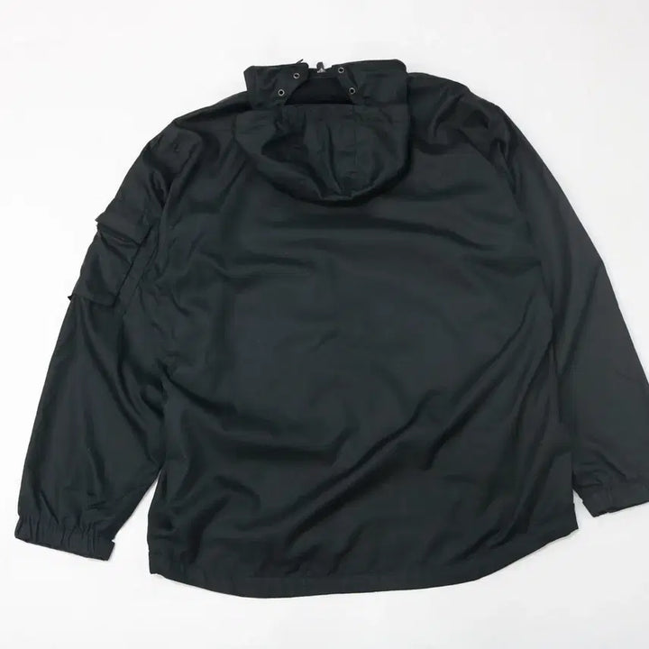 [BUNJANG] Airwalk Ripstop Technical Hooded Windbreaker (M) / 일본 에어워크 블랙 립스탑 테크니컬 후드 윈드브레이커 (M)