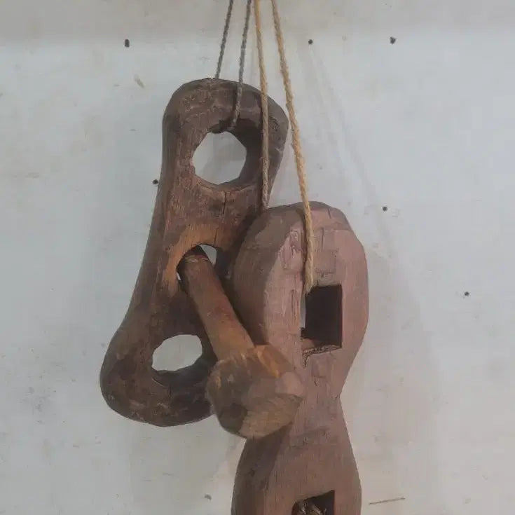 [BUNJANG] Antique Goat Neck Tightening Tools (Set of 2) / 민속품  / 염소 목줄 쪼우는 도구 2점