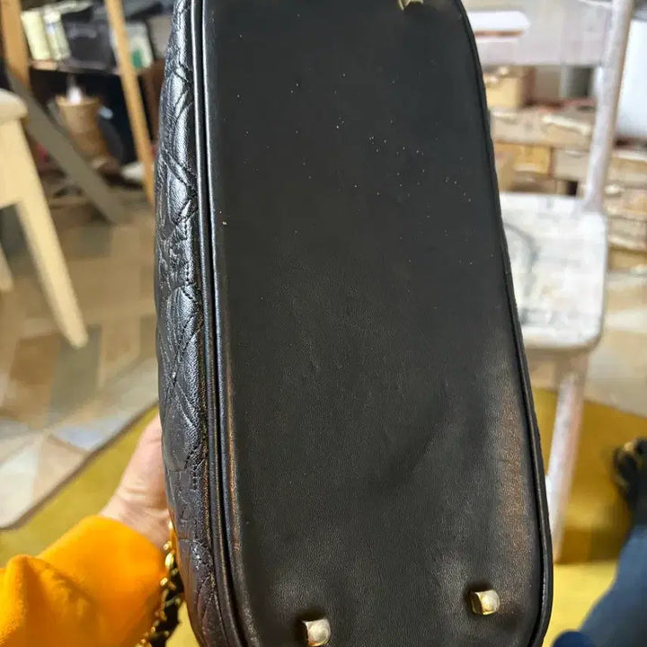 [BUNJANG] METROCITY Black Quilted Tote Bag / METROCITY 메트로시티 블랙 퀼팅 가방